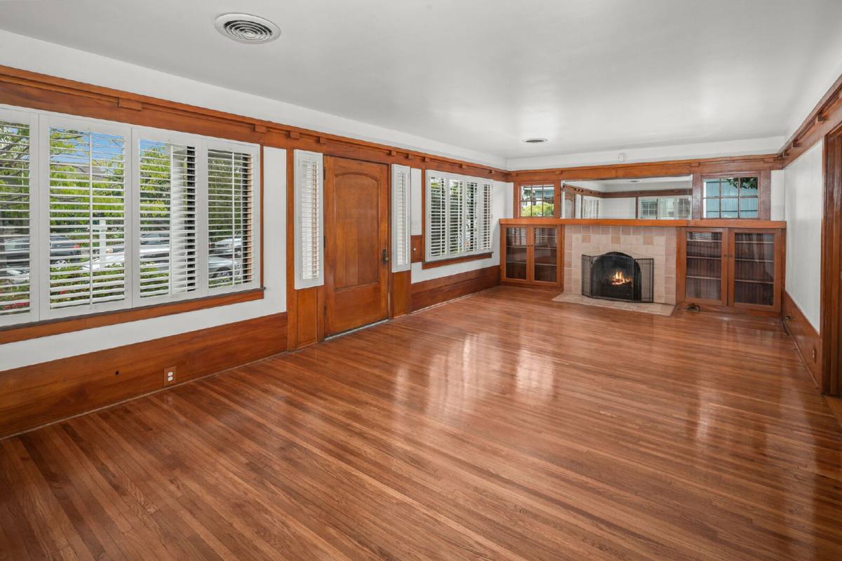 House for rent at 3925 Hawk St, San Diego, CA 92103