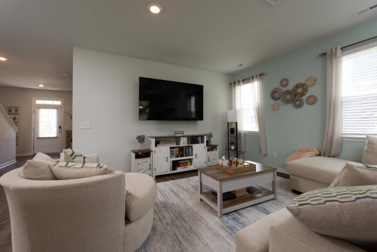 Townhouse for rent at 1651 Killdeer Lane, Wilmington, NC 28405