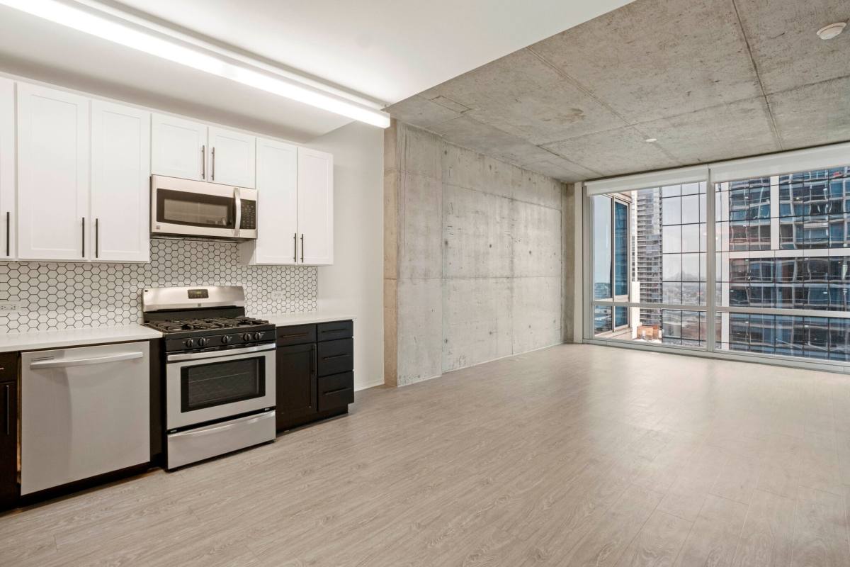 Apartment for rent at 1389 S State, Chicago, IL 60605