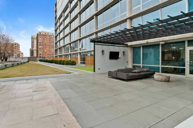 Apartment for rent at 1389 S State, Chicago, IL 60605