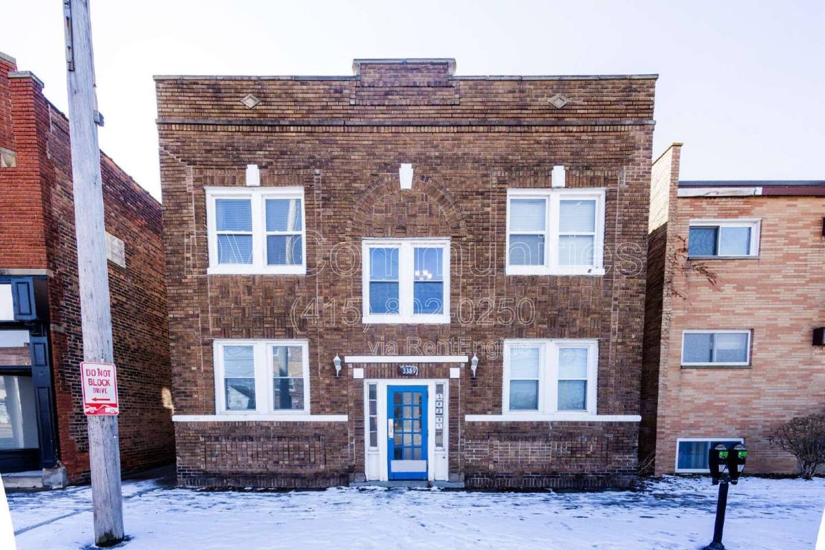 Apartment for rent at 13389 Madison Ave #10, Lakewood, OH 44107