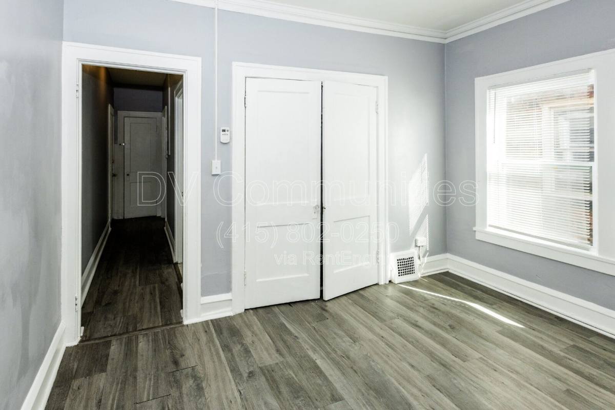 Apartment for rent at 13389 Madison Ave #10, Lakewood, OH 44107