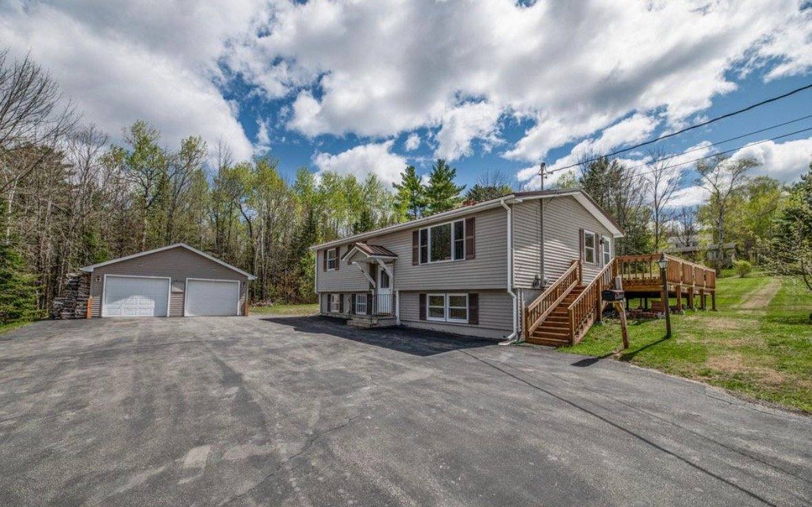 House for rent at 16 J R Dr, Lincoln, ME 04457