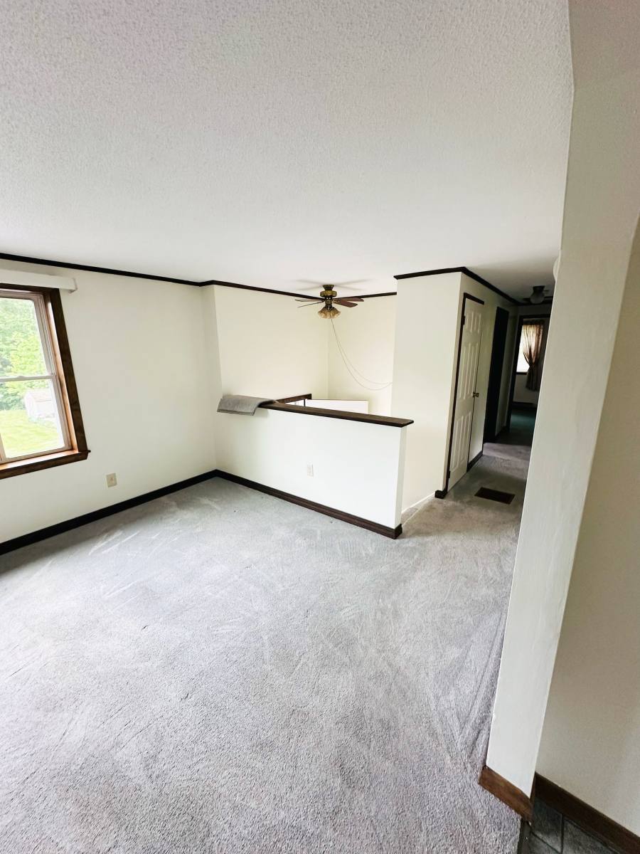 House for rent at 16 J R Dr, Lincoln, ME 04457