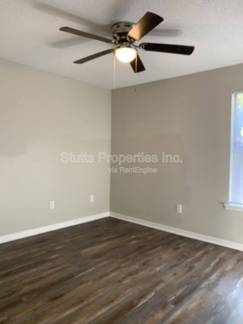 Apartment for rent at 505 N Dickson St #A6, Tuscumbia, AL 35674