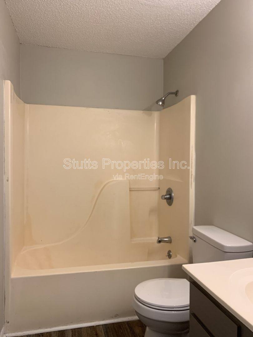 Apartment for rent at 505 N Dickson St #A6, Tuscumbia, AL 35674