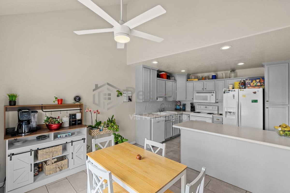 Townhouse for rent at 1541 W Lane Court, Provo, UT 84601