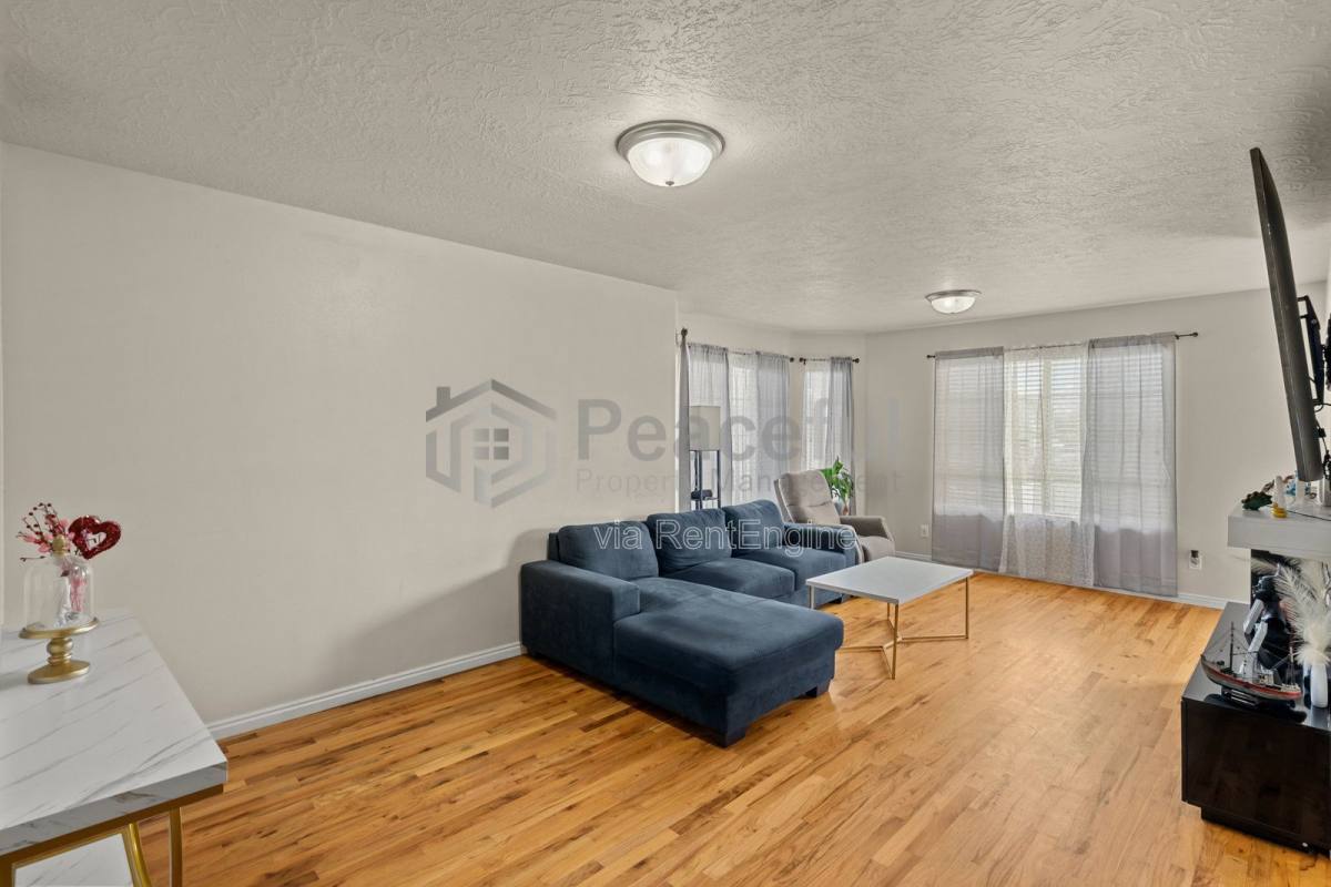 Townhouse for rent at 1541 W Lane Court, Provo, UT 84601