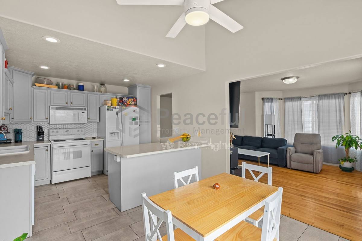 Townhouse for rent at 1541 W Lane Court, Provo, UT 84601