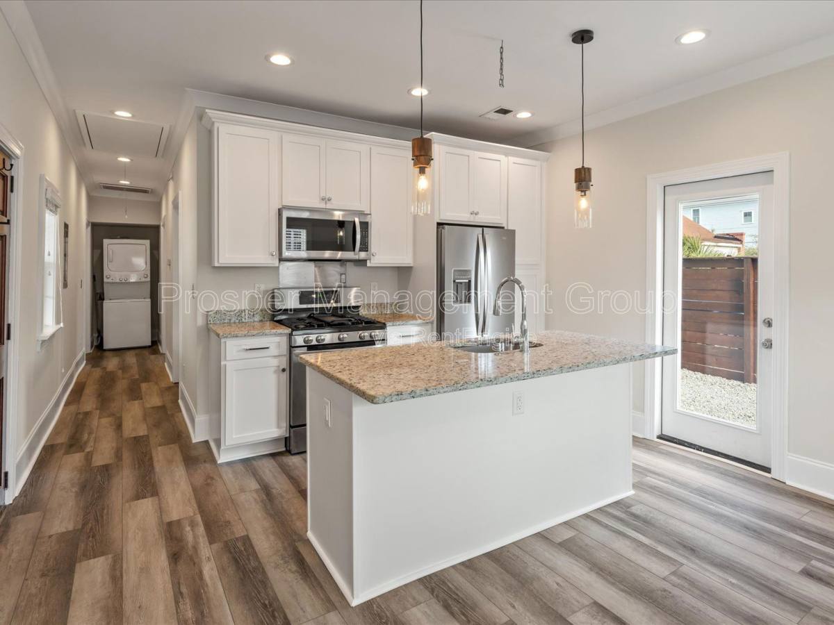 House for rent at 400 Sumter St, Charleston, SC 29403