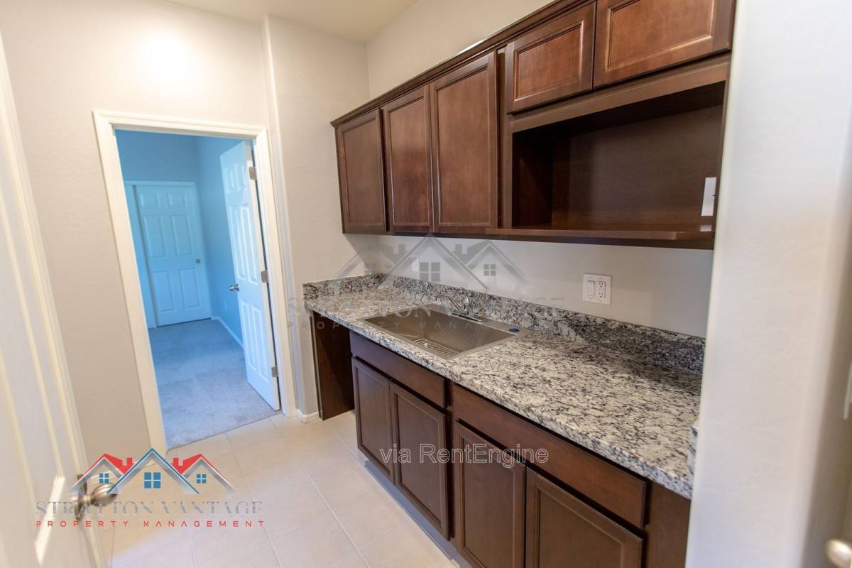 House for rent at 495 E Rio Place, Casa Grande, AZ 85122