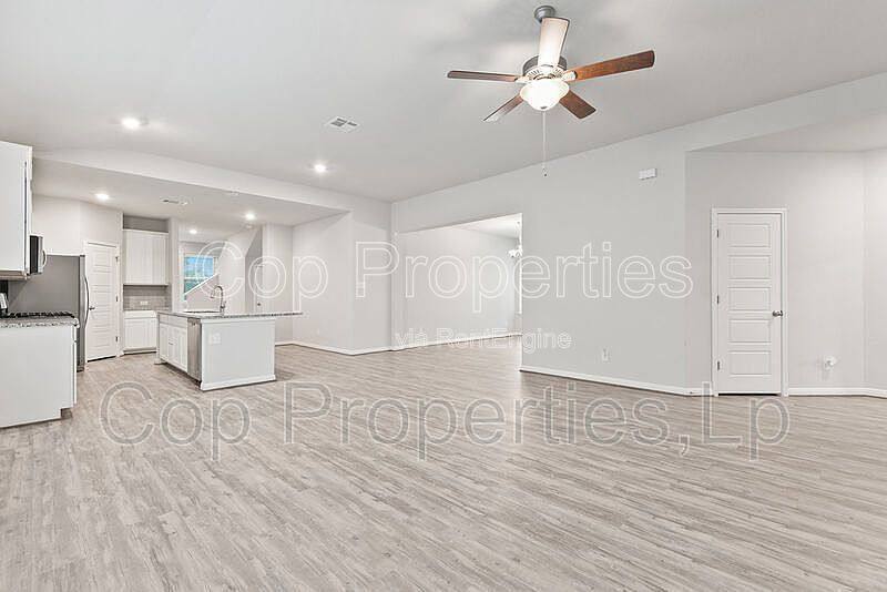 House for rent at 11627 Troubadour Trail, San Antonio, TX 78245