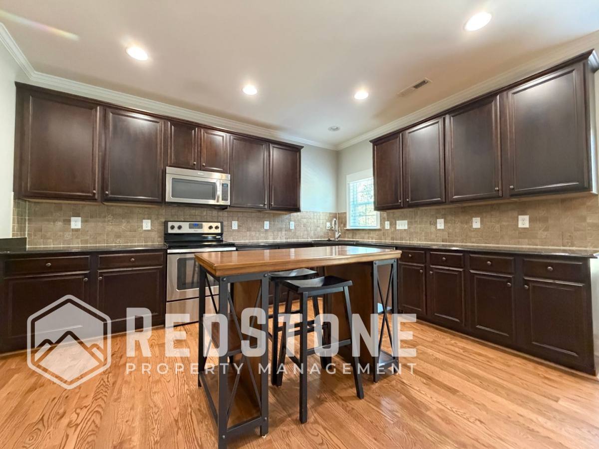 House for rent at 1823 Buxton Way, Burlington, NC 27215