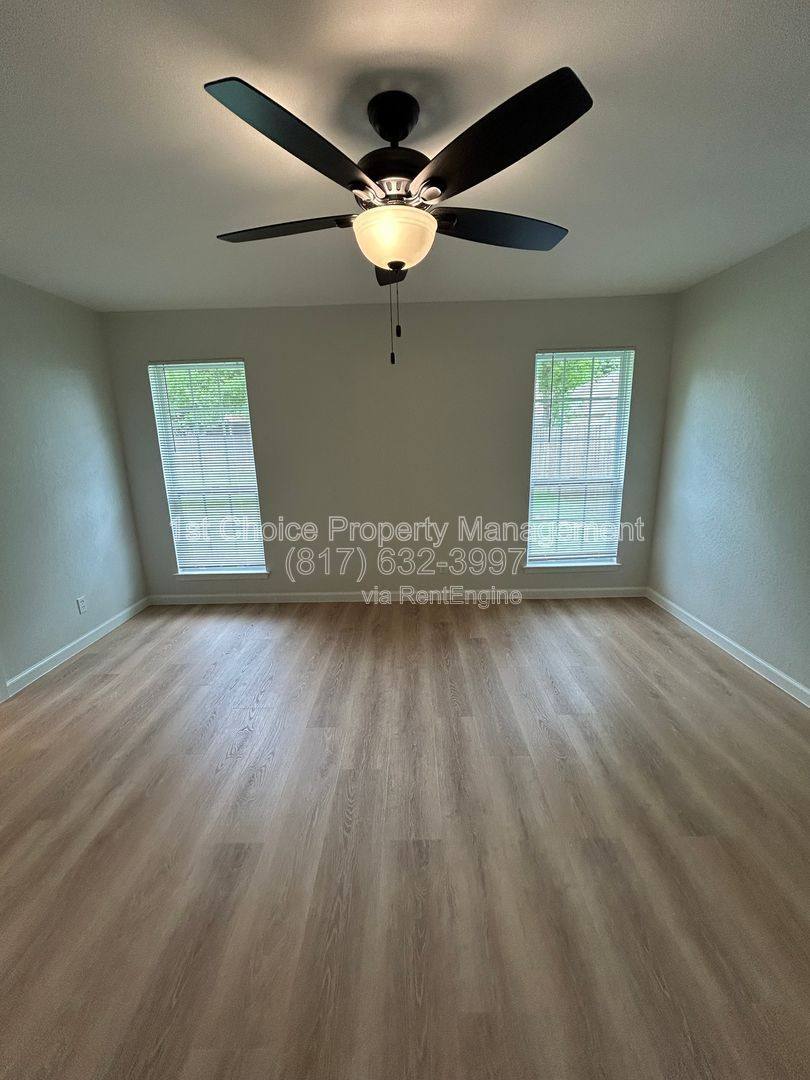 House for rent at 1609 Sharon St, Arlington, TX 76010