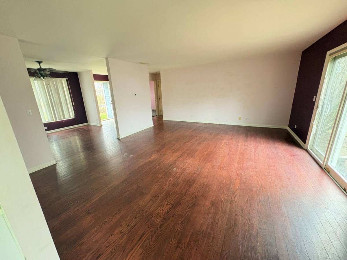 House for rent at 6N730 Manor Lane, Itasca, IL 60143
