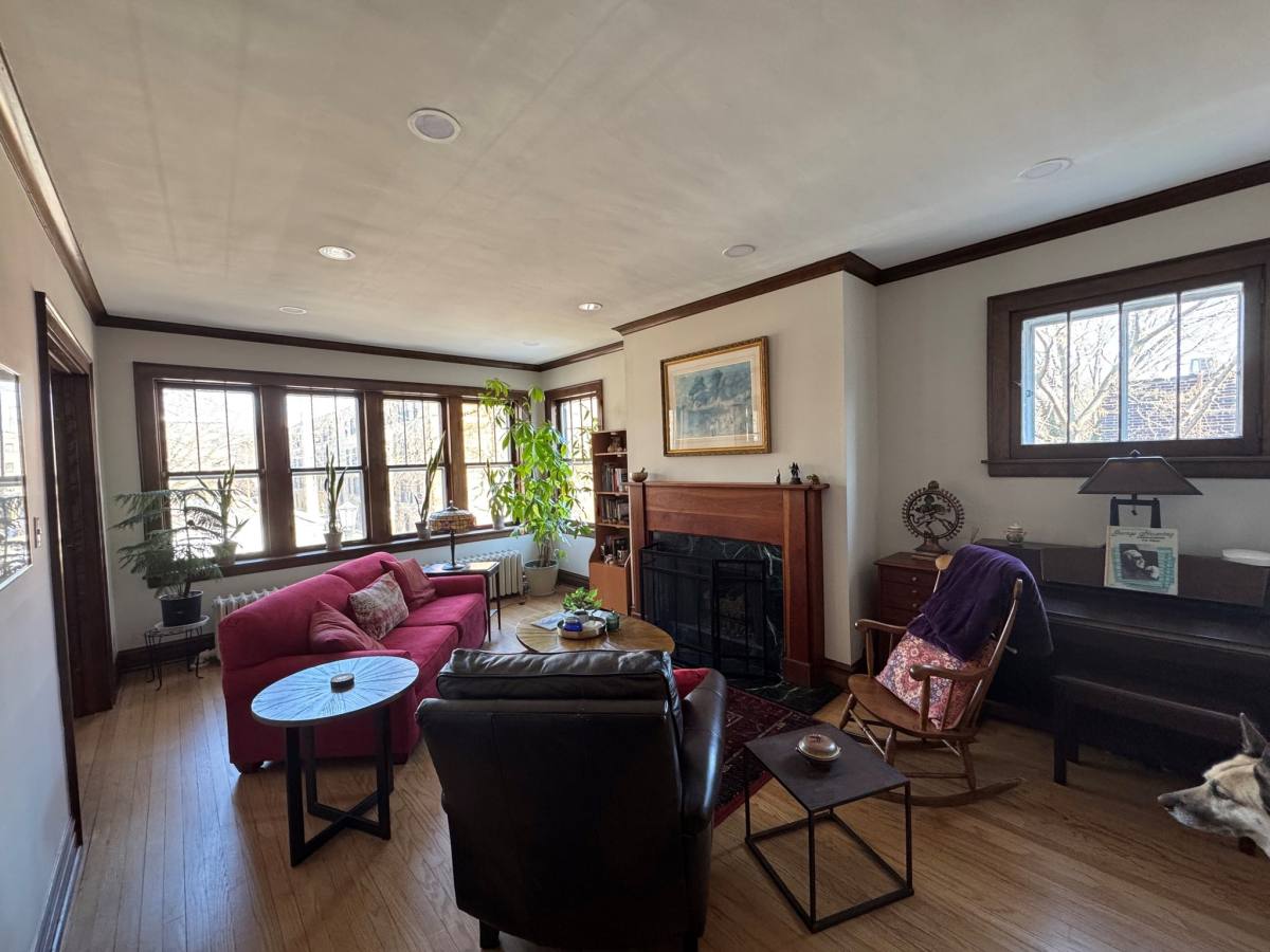 Apartment for rent at 114 S Blvd #2, Evanston, IL 60202