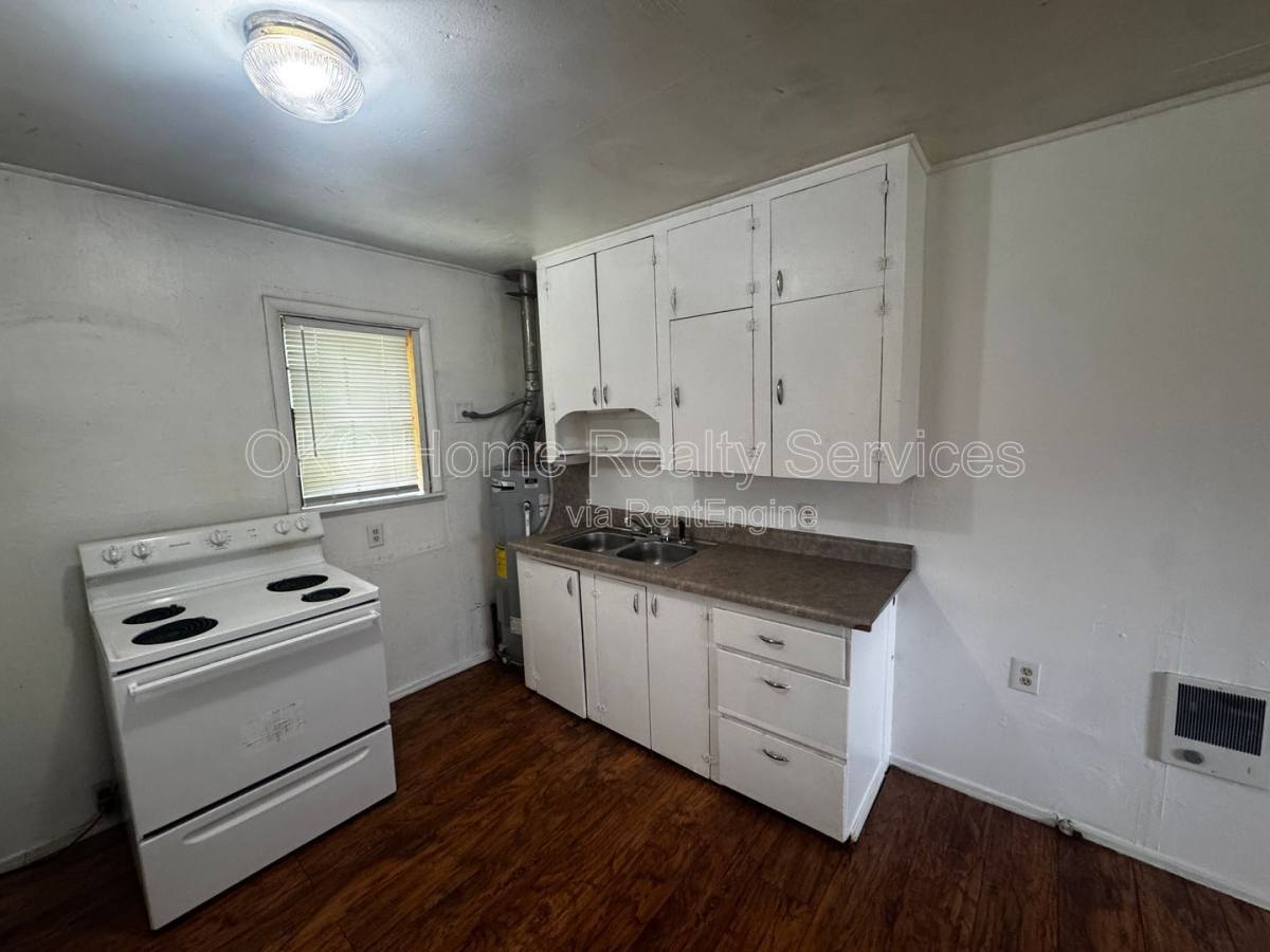 House for rent at 115 SW 23rd St, Oklahoma City, OK 73109
