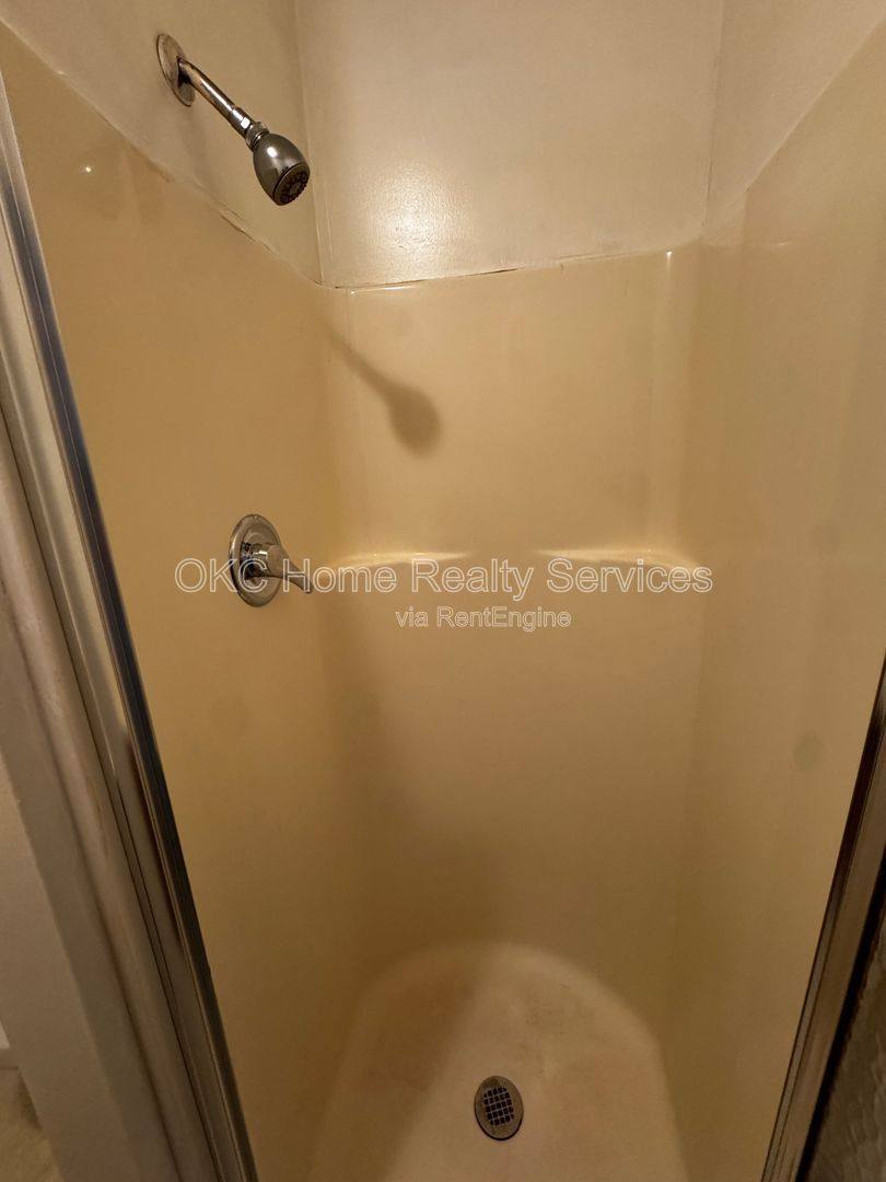 House for rent at 115 SW 23rd St, Oklahoma City, OK 73109