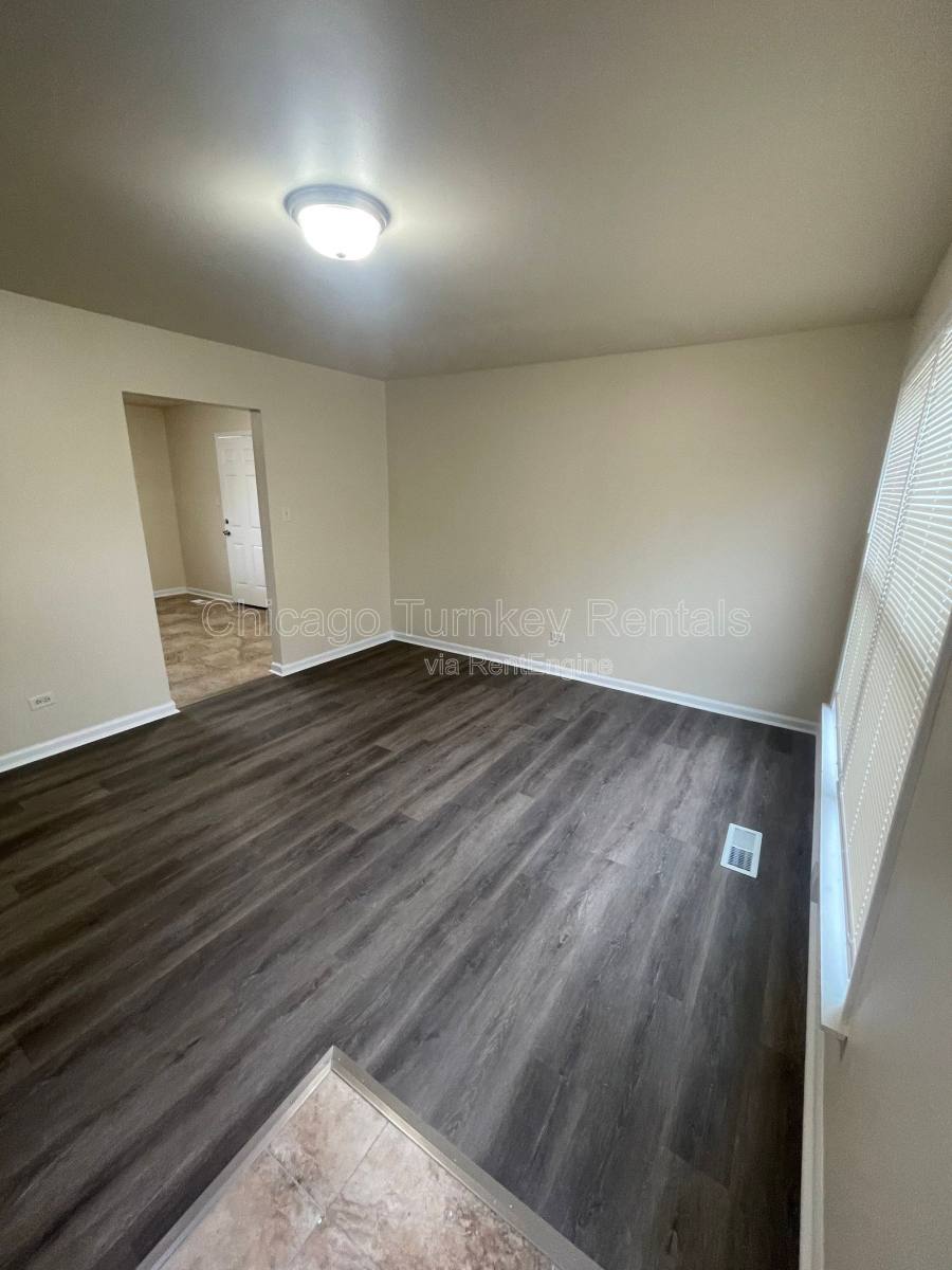 House for rent at 3900 171st St, Country Club Hills, IL 60478