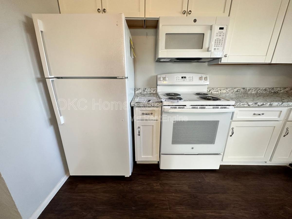 House for rent at 39 NE 63rd St, Oklahoma City, OK 73105