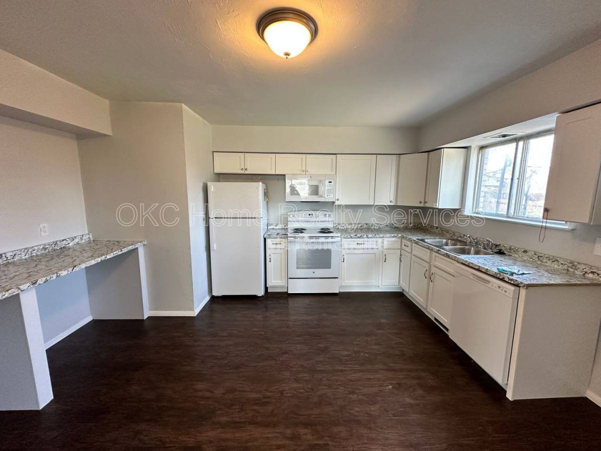 House for rent at 39 NE 63rd St, Oklahoma City, OK 73105