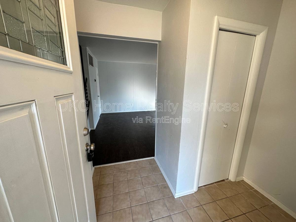 House for rent at 39 NE 63rd St, Oklahoma City, OK 73105