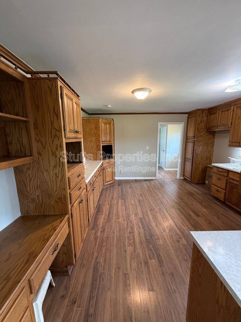 Apartment for rent at 3575 County Rd #154, Florence, AL 35633