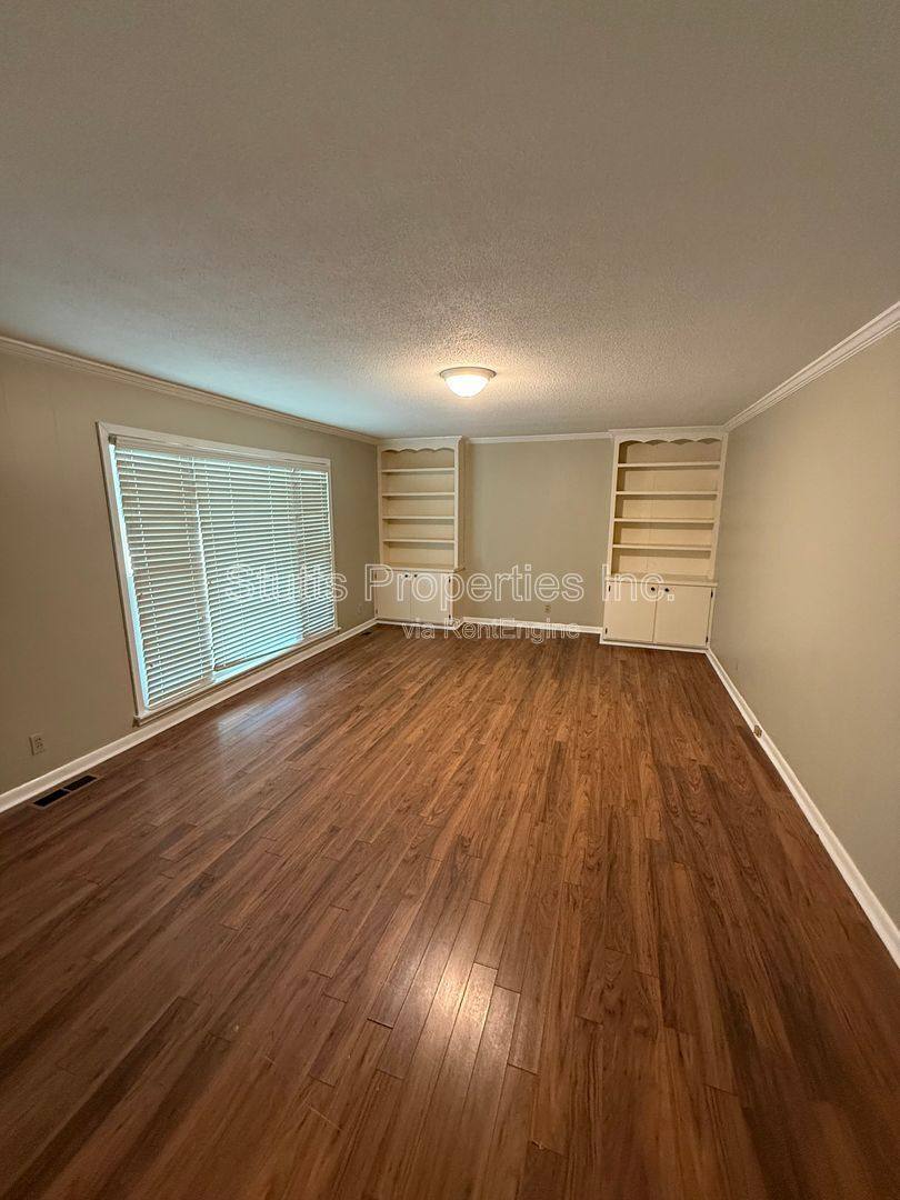 Apartment for rent at 3575 County Rd #154, Florence, AL 35633