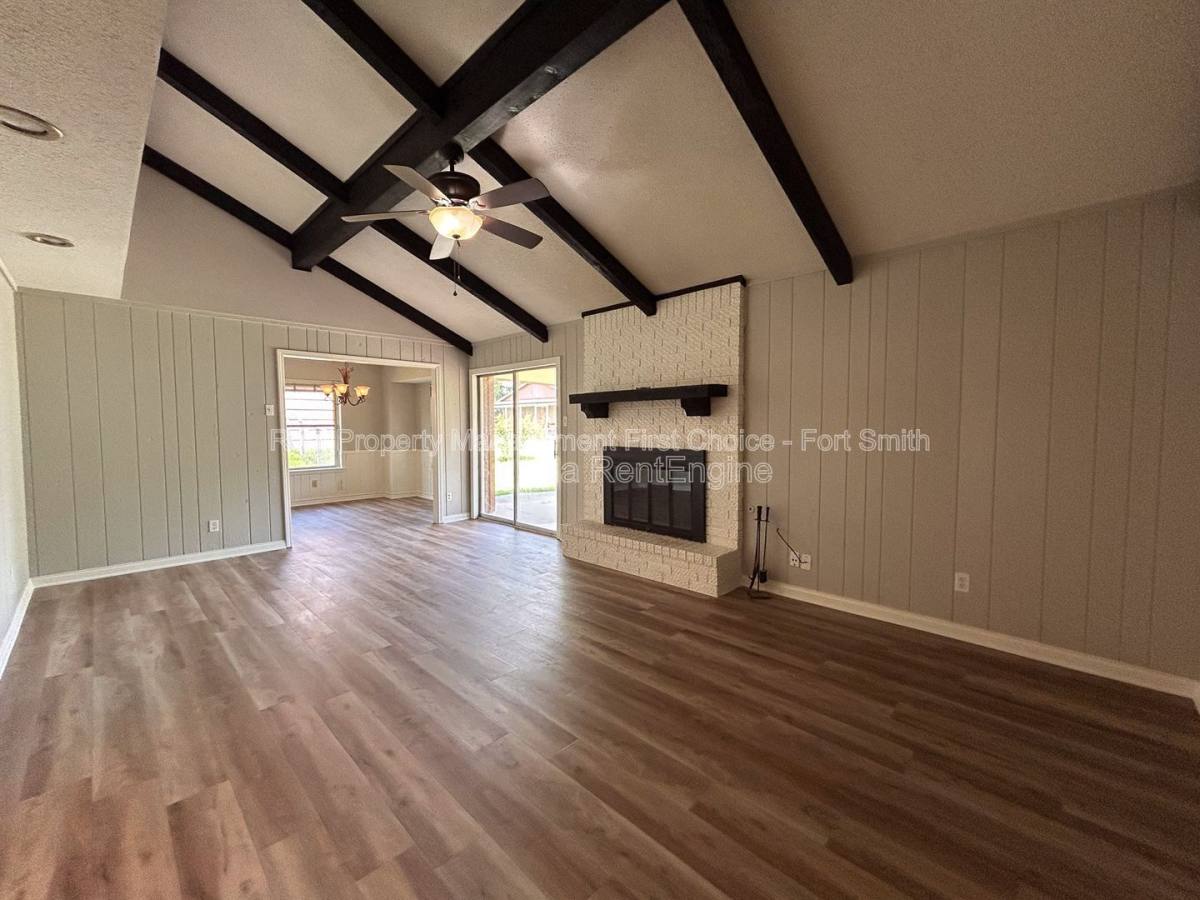 House for rent at 1406 Strozier Court, Barling, AR 72923