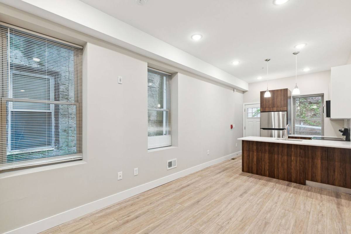 Apartment for rent at 1333 E Snyder Ave #1, Philadelphia, PA 19148