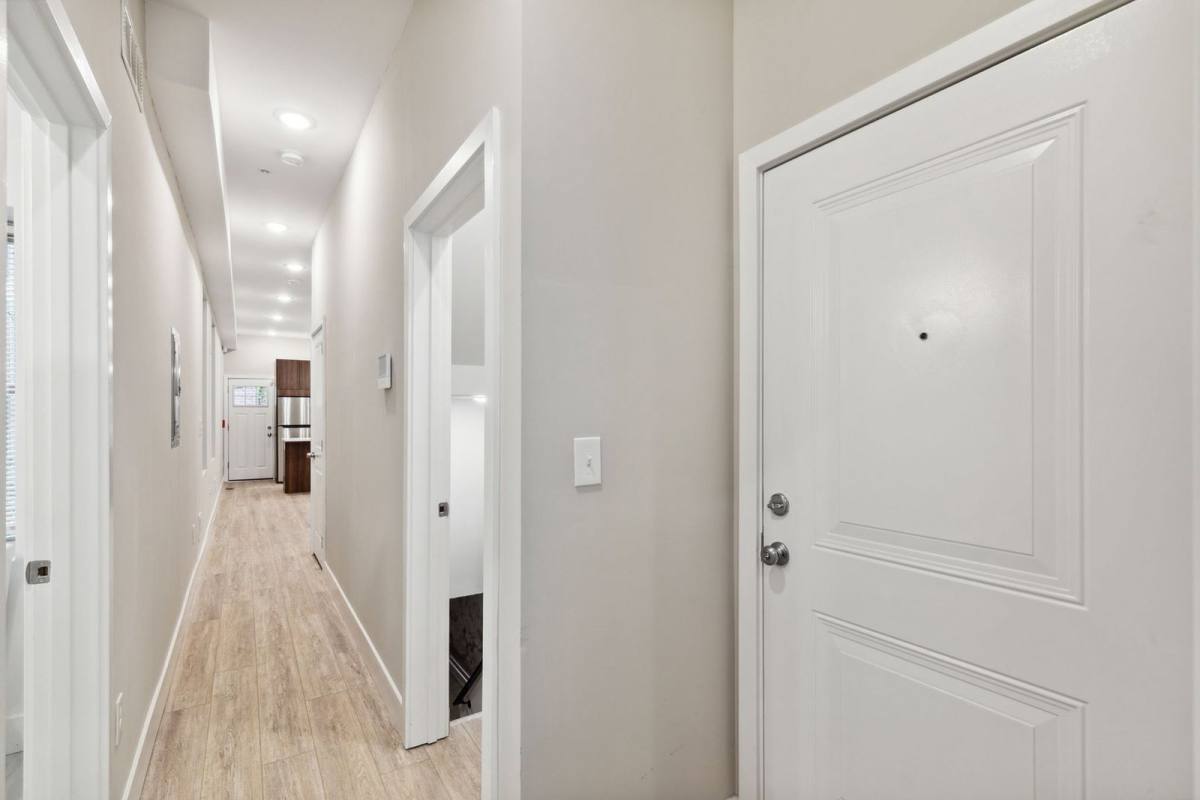 Apartment for rent at 1333 E Snyder Ave #1, Philadelphia, PA 19148
