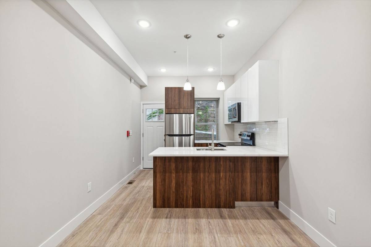 Apartment for rent at 1333 E Snyder Ave #1, Philadelphia, PA 19148