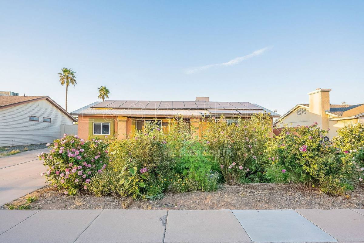 House for rent at 1022 W Apollo Ave, Tempe, AZ 85283