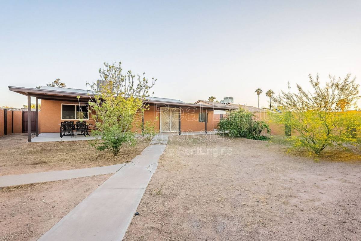 House for rent at 1022 W Apollo Ave, Tempe, AZ 85283