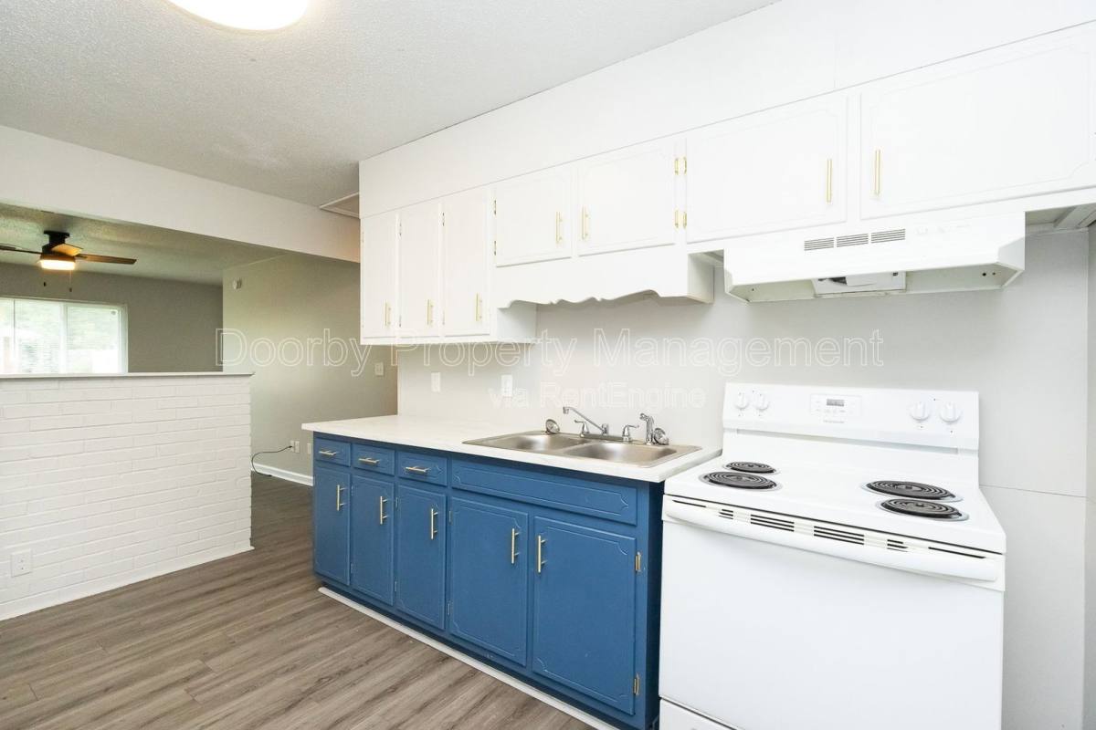 Apartment for rent at 2180 Dugan St, Chattanooga, TN 37412