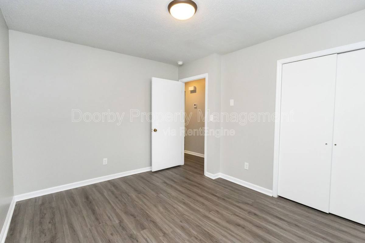 Apartment for rent at 2180 Dugan St, Chattanooga, TN 37412