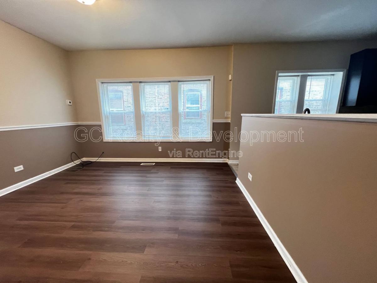 Condo for rent at 9016 S Justine St #1, Chicago, IL 60620