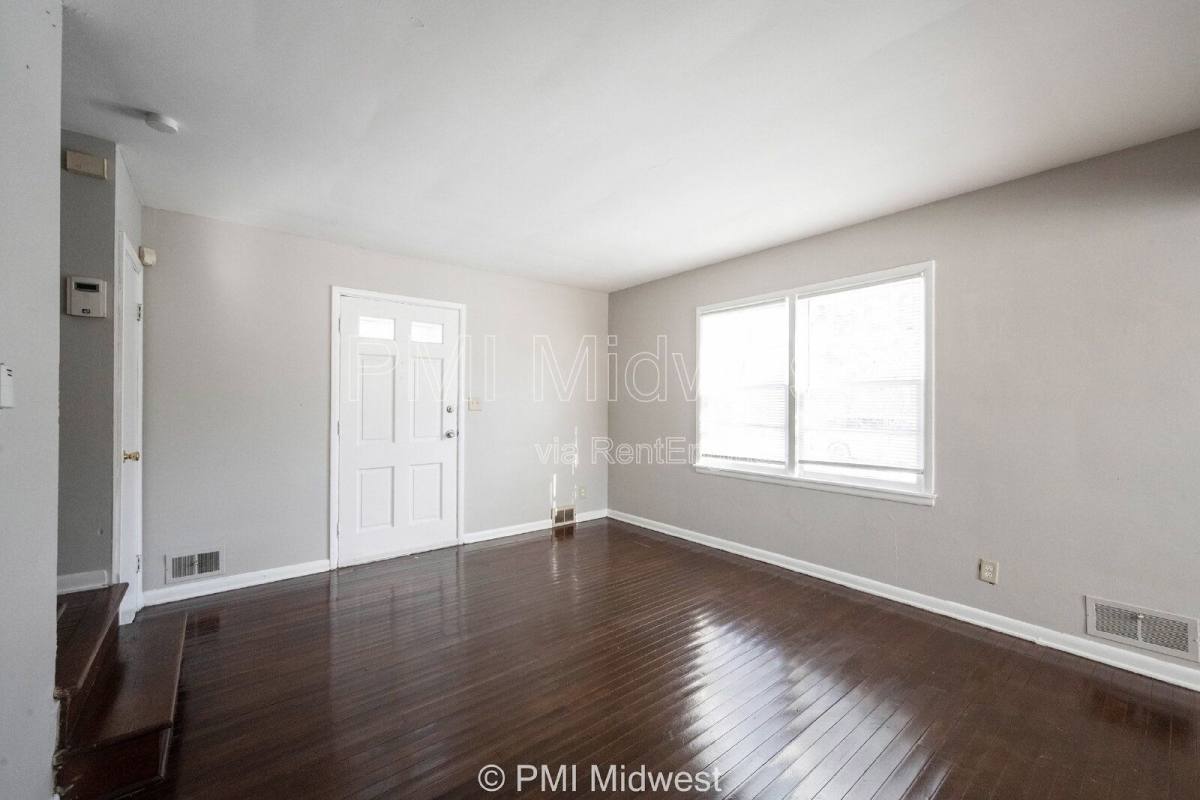 Apartment for rent at 1859 W 60th St, Indianapolis, IN 46228