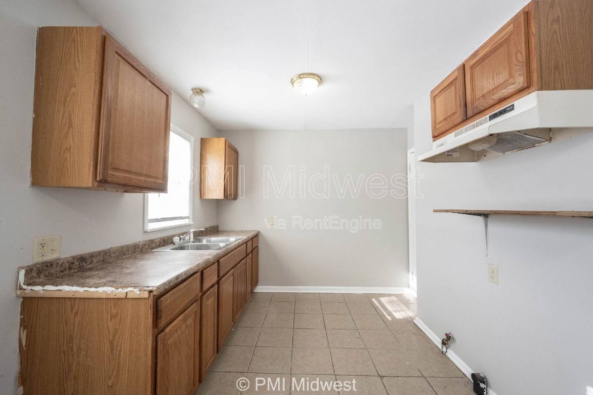 Apartment for rent at 1859 W 60th St, Indianapolis, IN 46228