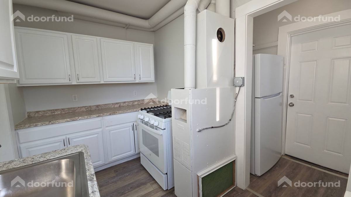 Apartment for rent at 1004 A Main St #3, Worcester, MA 01603