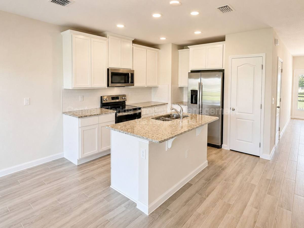 Apartment for rent at 2866 Narcoossee Commons Way #1, Saint Cloud, FL 34771