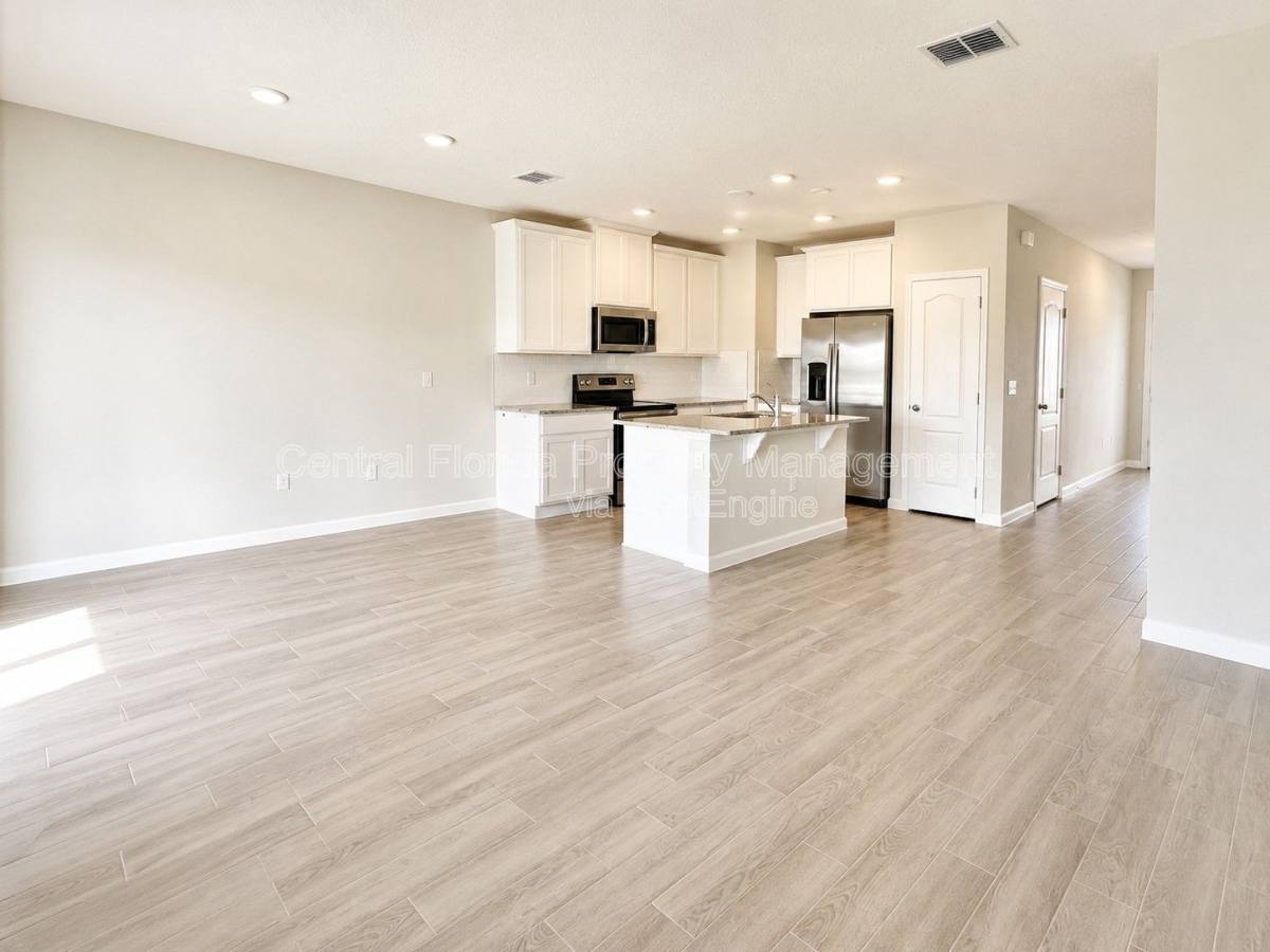 Apartment for rent at 2866 Narcoossee Commons Way #1, Saint Cloud, FL 34771