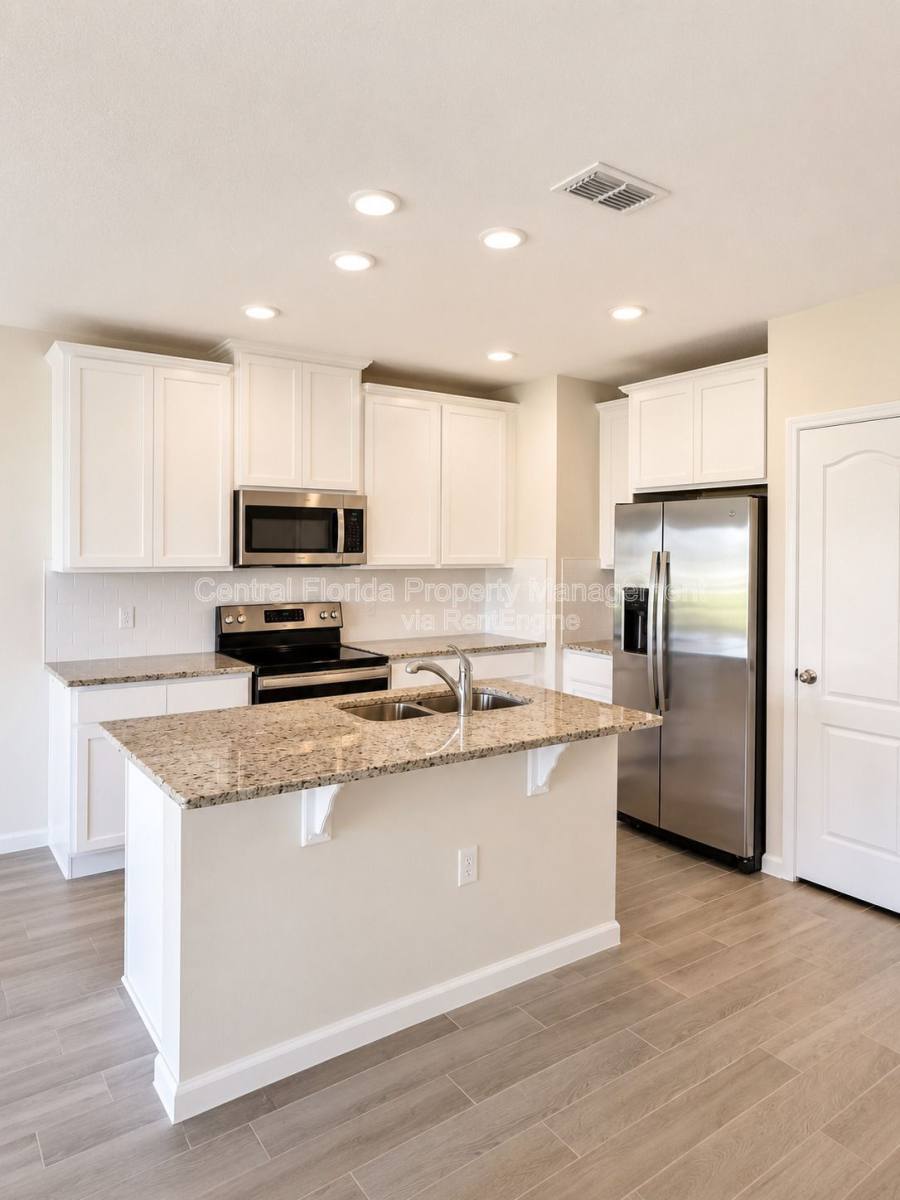 Apartment for rent at 2866 Narcoossee Commons Way #1, Saint Cloud, FL 34771
