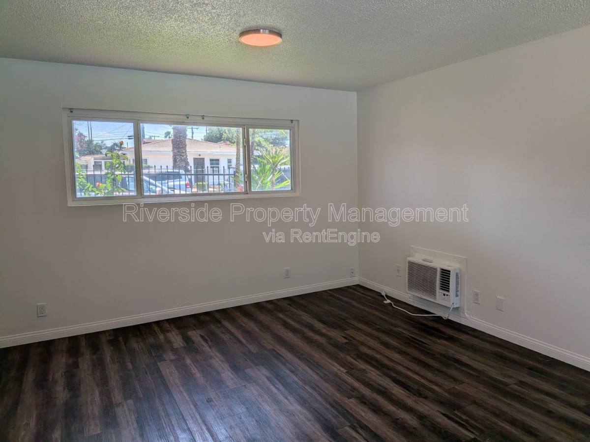 Apartment for rent at 1881 Loma Vista St #8, Riverside, CA 92507