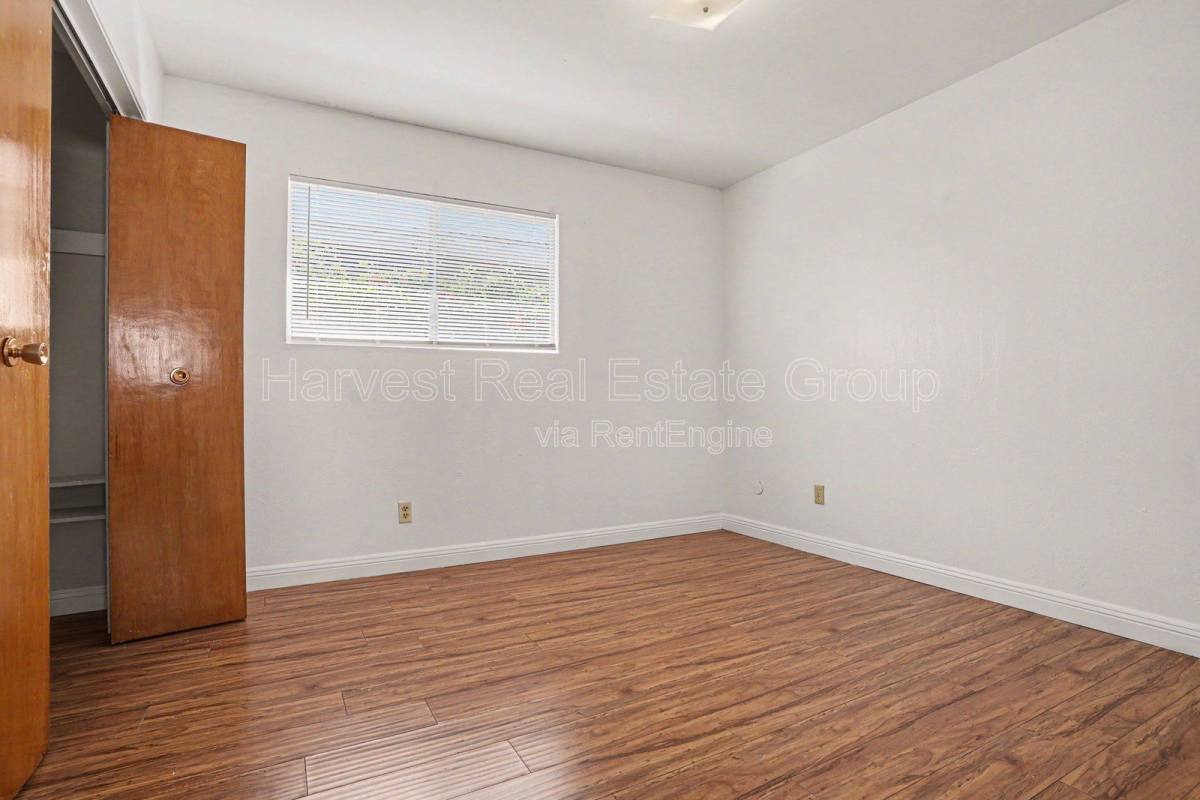 Apartment for rent at 3043 Blossom St #1, Oakland, CA 94601