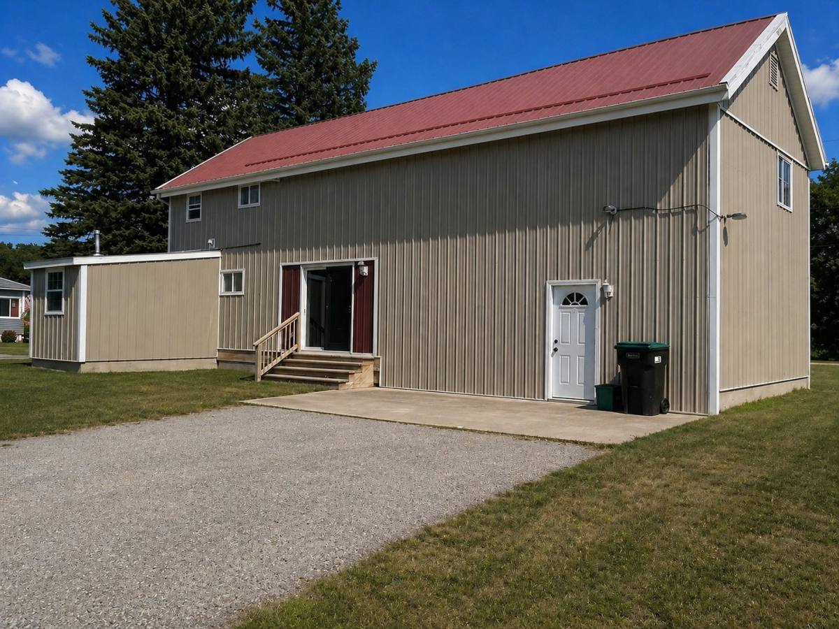 Apartment for rent at 5361 Lake Rd, Brockport, NY 14420