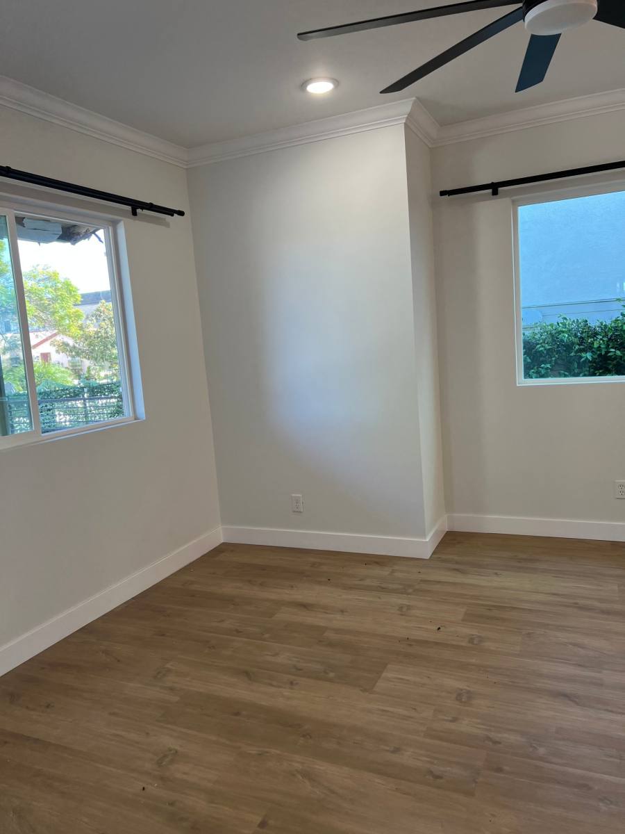 House for rent at 951 N Oxford Ave, Los Angeles, CA 90029