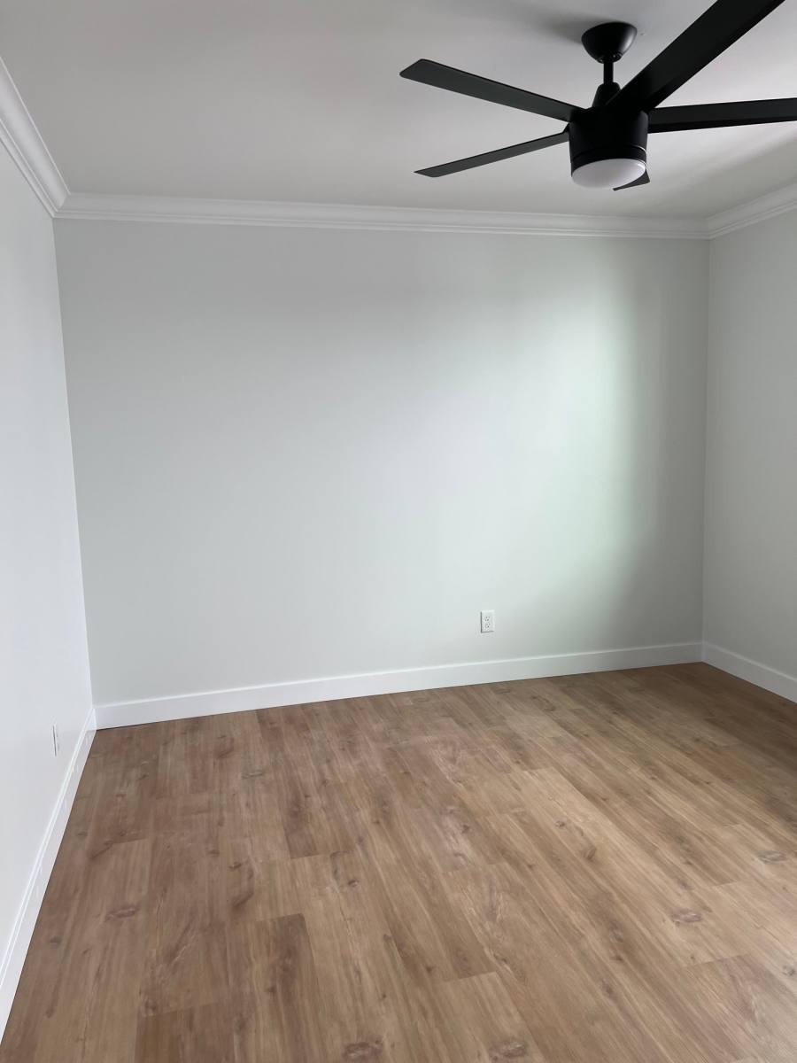 House for rent at 951 N Oxford Ave, Los Angeles, CA 90029