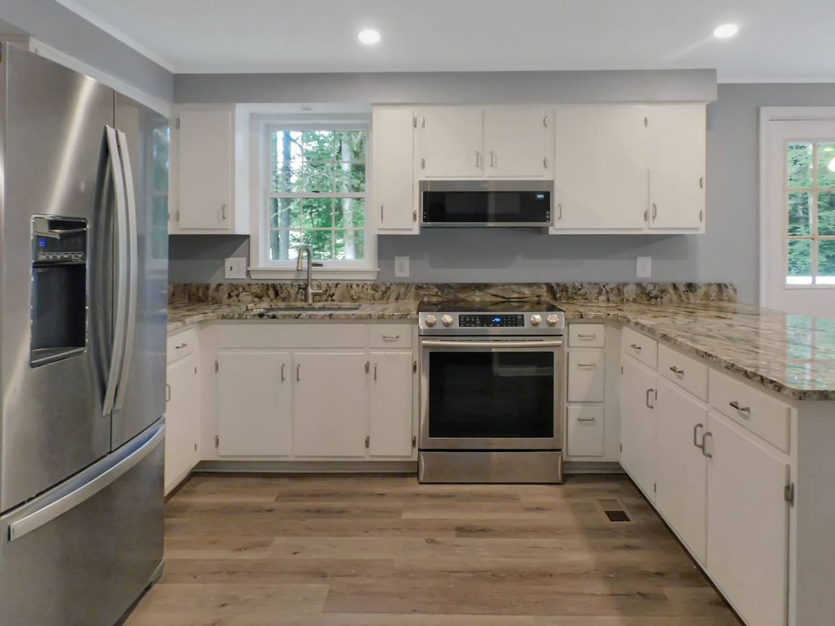 House for rent at 4225 Robinson Rd, Huntingtown, MD 20639