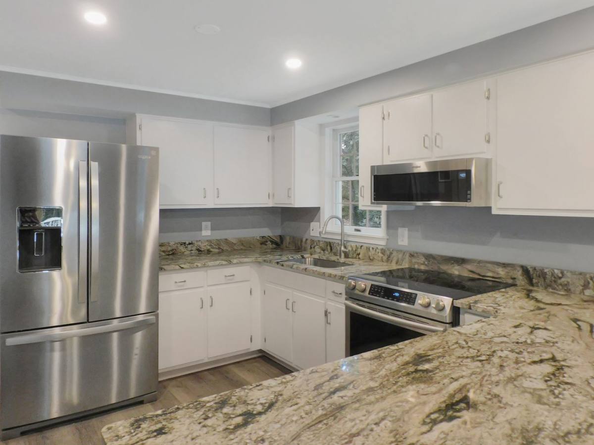 House for rent at 4225 Robinson Rd, Huntingtown, MD 20639